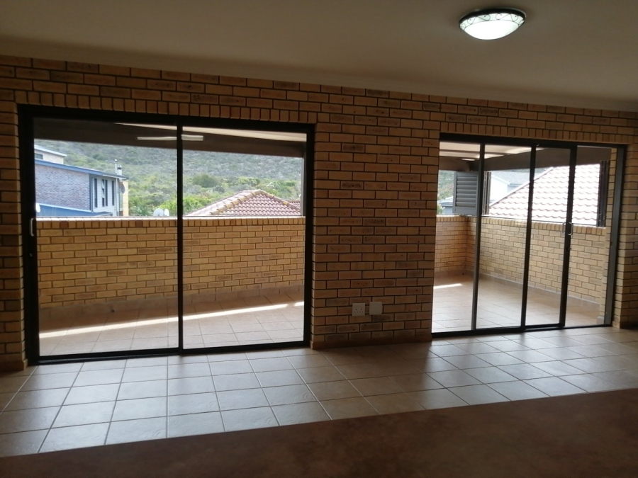 To Let  Bedroom Property for Rent in Cola Beach Western Cape
